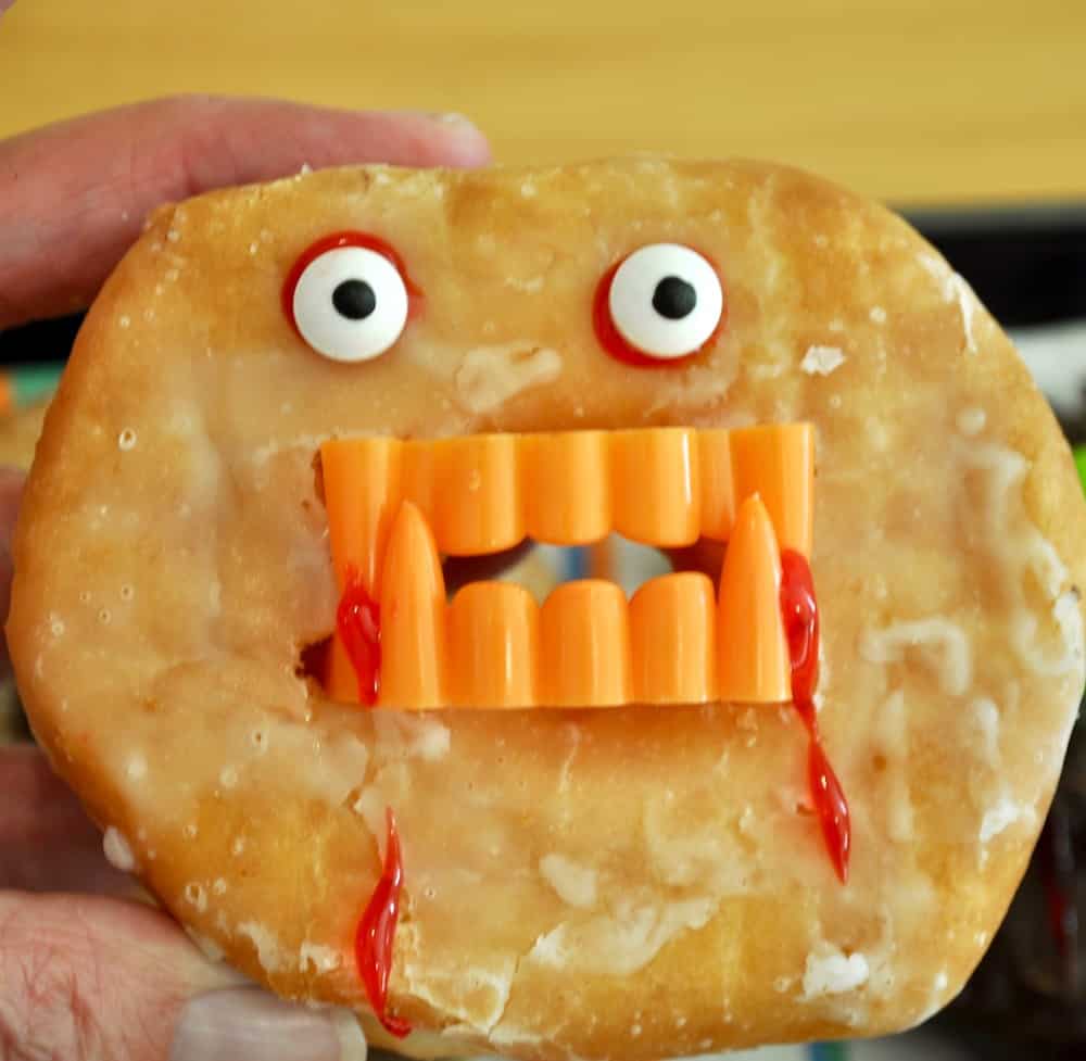 Halloween Party Ideas For Kids-Vampire Doughnuts.