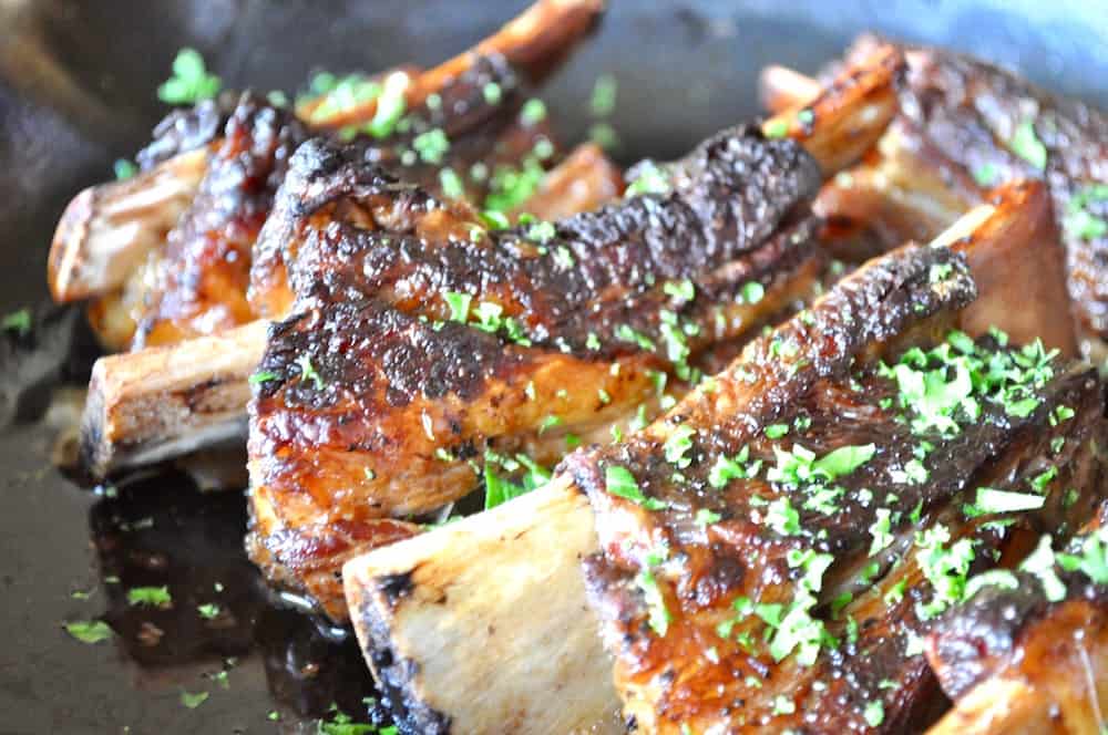 Easy instant short ribs on a skillet.