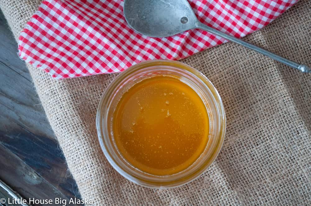 I think everyone should try to make ghee at least once! Use my easy to follow How to Make Ghee guide for perfection every time. #paleo #paleodiet #paleorecipe #ghee #DIYghee #gheerecipe #whatisghee #howtomakeghee #gheehomemade