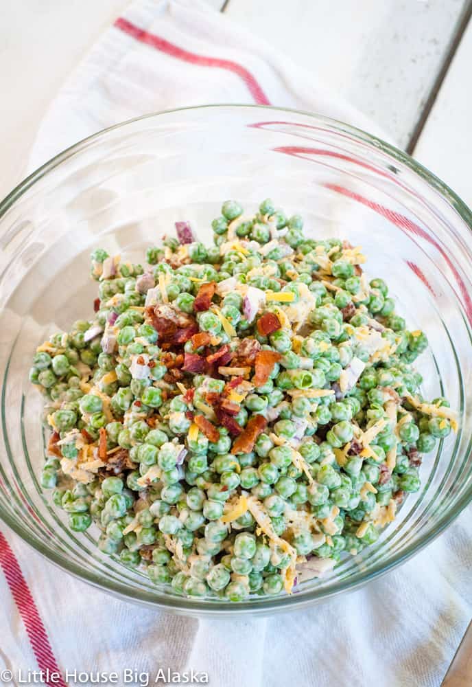 Fresh bacon pea salad in a bowl.