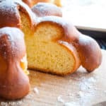 Fresh pan de Muertos.