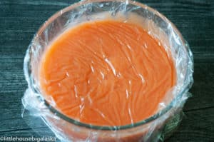 wrap the rhubarb tightly with plastic wrap on the surface to keep it from getting a skin.