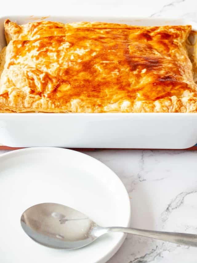 A pan of turkey pot pie.