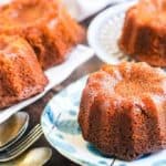 Honey cake whole mini la horiz.