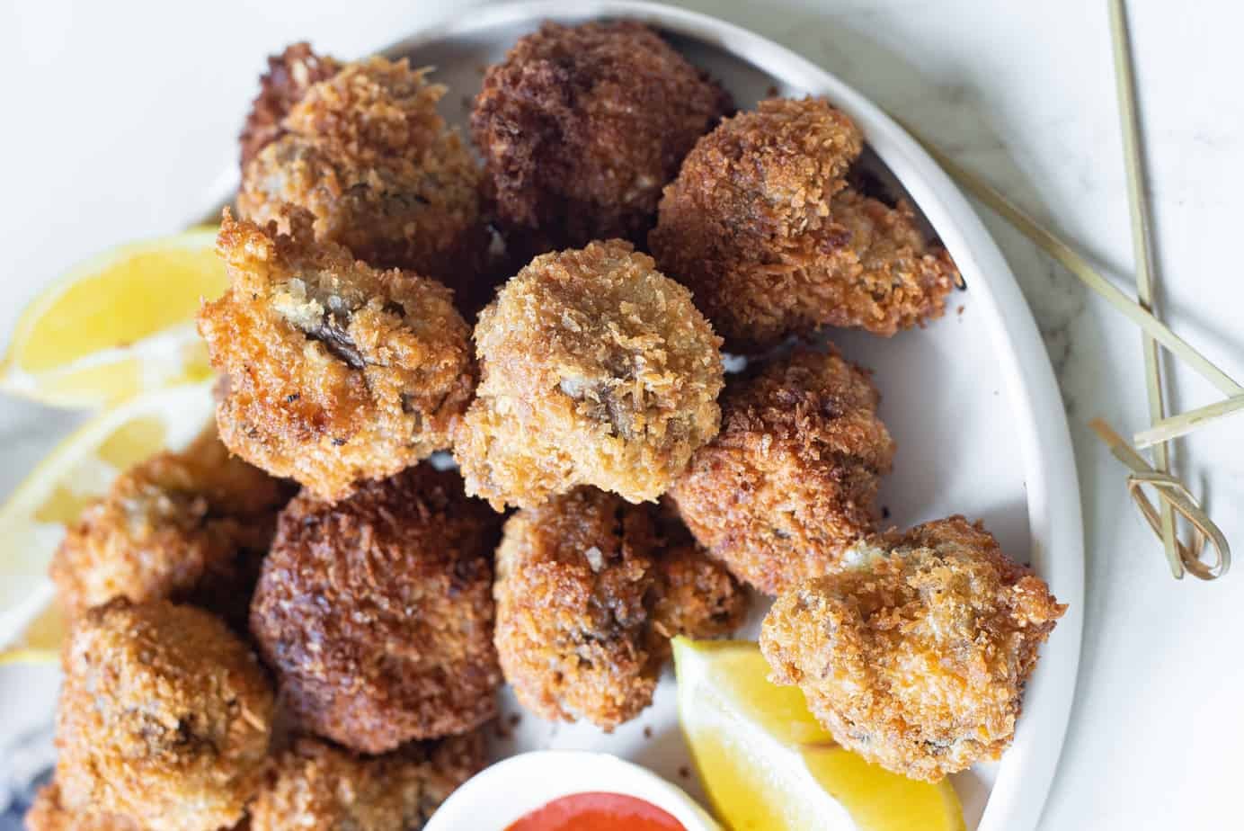 A platter of air fryer mushrooms.