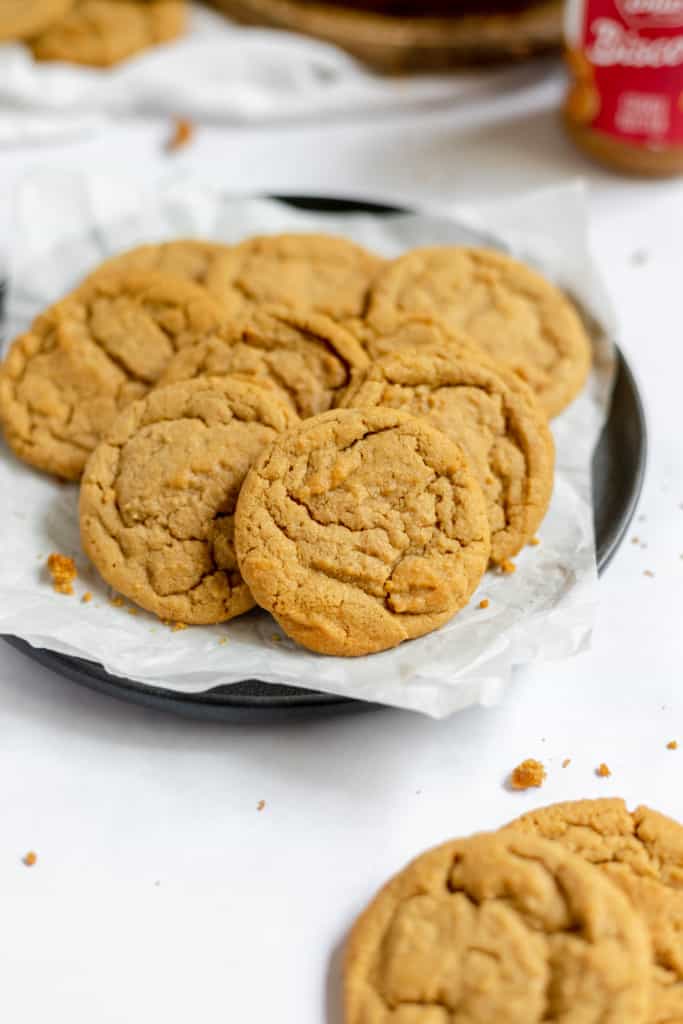 Cookie butter cookies on a plate. 