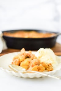 Fresh crisp with ice cream.