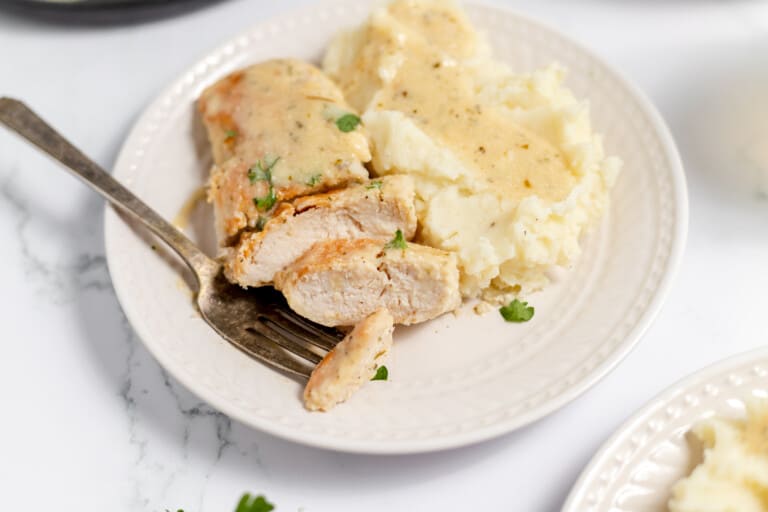 Creamy ranch chicken served with mashed potato.