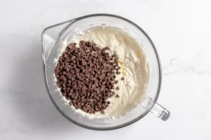 Mini chocolate chips added to the filling.